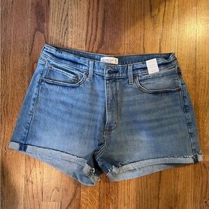 NWT Abercrombie & Fitch High Rise Mom Short 32/14